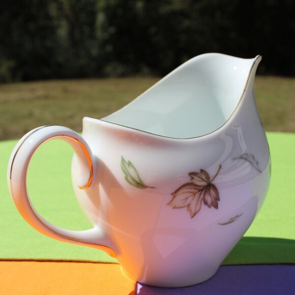 West Wind Creamer - Picture 4 of 6